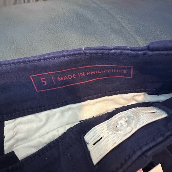 NWT Girls Vineyard Vines Everyday Shorts- Size 5 - Picture 4 of 4